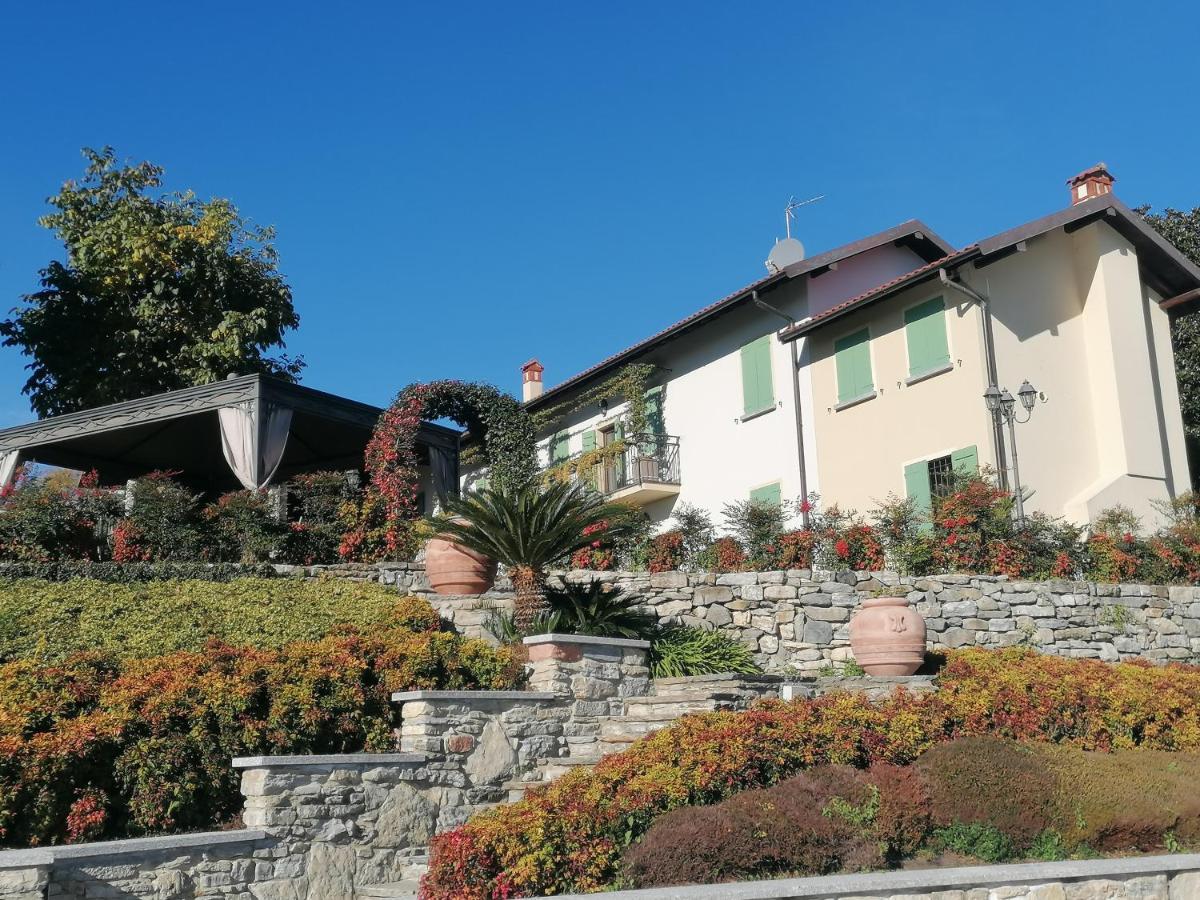 Casale Raffaello B&B Como Albese Con Cassano Dış mekan fotoğraf