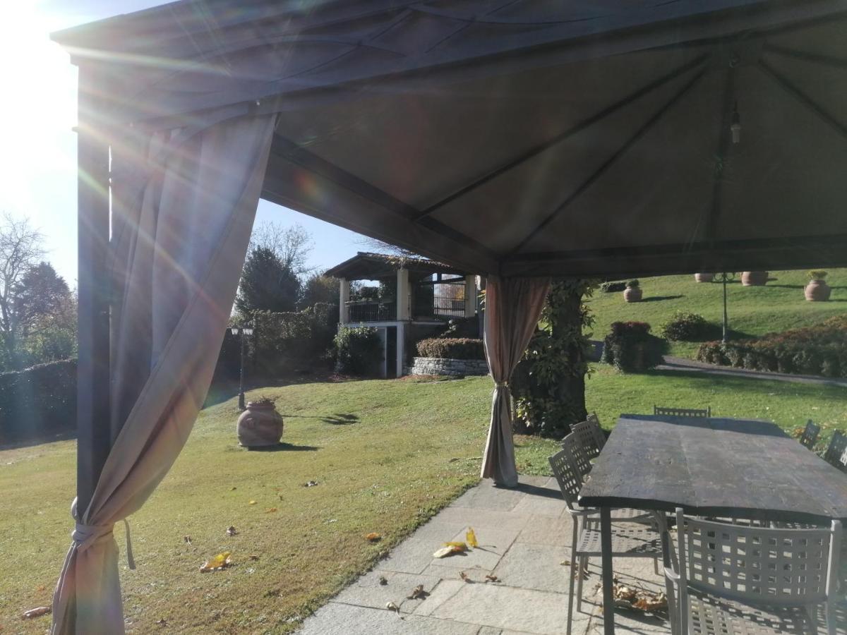Casale Raffaello B&B Como Albese Con Cassano Dış mekan fotoğraf