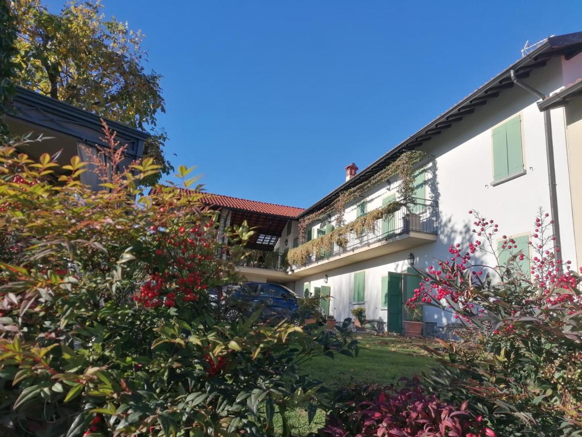Casale Raffaello B&B Como Albese Con Cassano Dış mekan fotoğraf