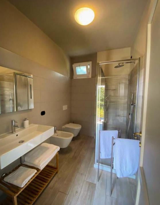 Casale Raffaello B&B Como Albese Con Cassano Dış mekan fotoğraf